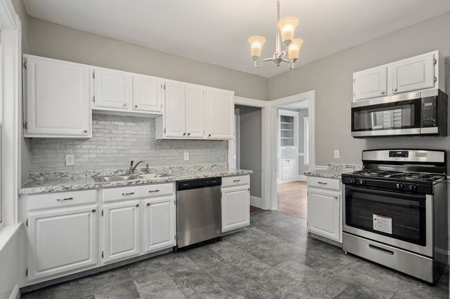 Photo - 36 Bellevue St Unit 2