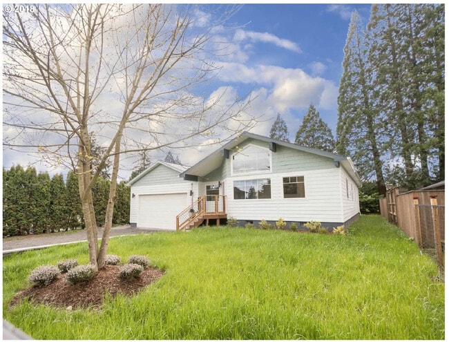 Photo - 4745 SE 104th Ave Casa