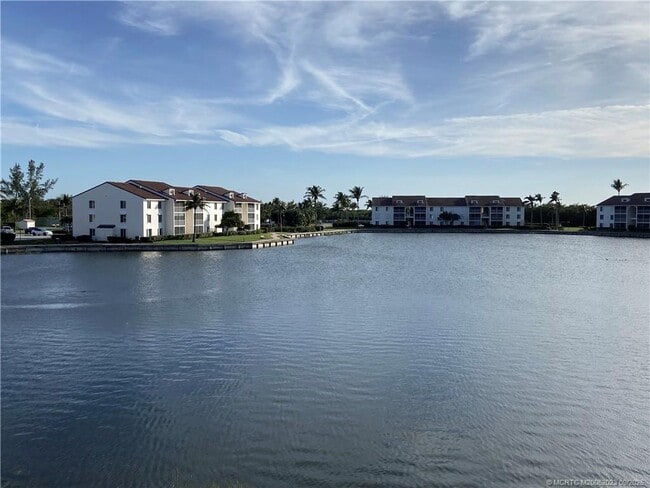 Building Photo - 4492 NE Ocean Blvd Unit G2 Rental