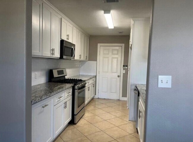 Photo - 10510 Linsley Lane