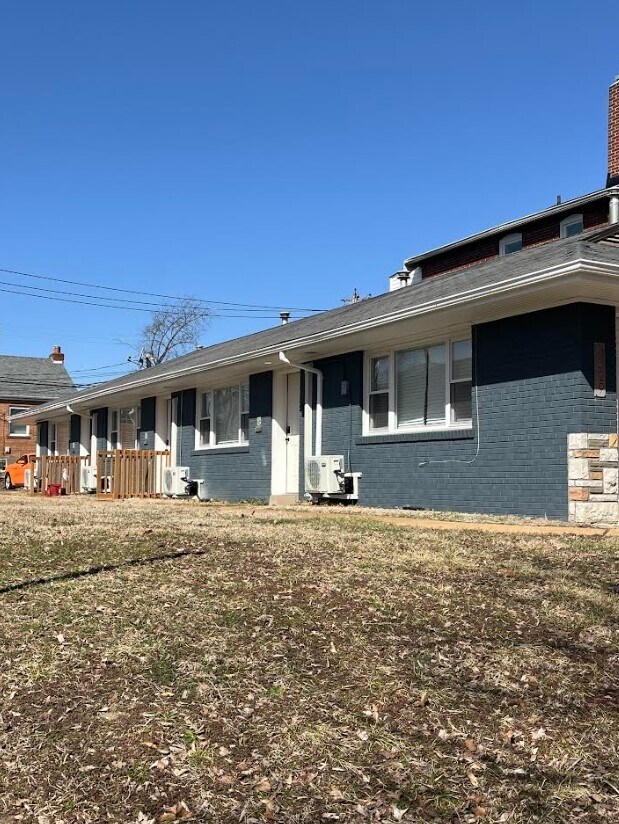 Photo - 3329 Lawn Ave Unit 3