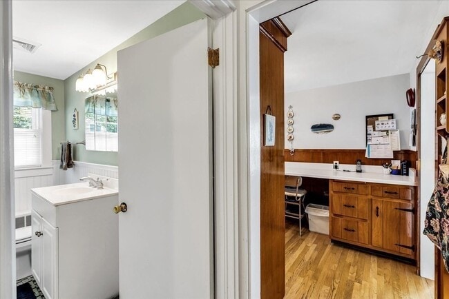 Photo - 40 English St