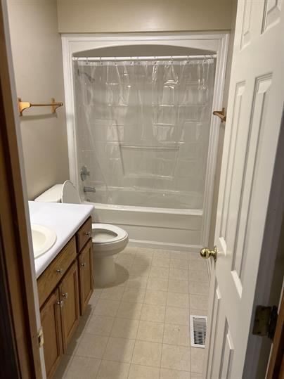 Photo - "Charming 3-Bed Home with Finished Basement & Hardwood Floors at 307 Capps Road, Walhalla"