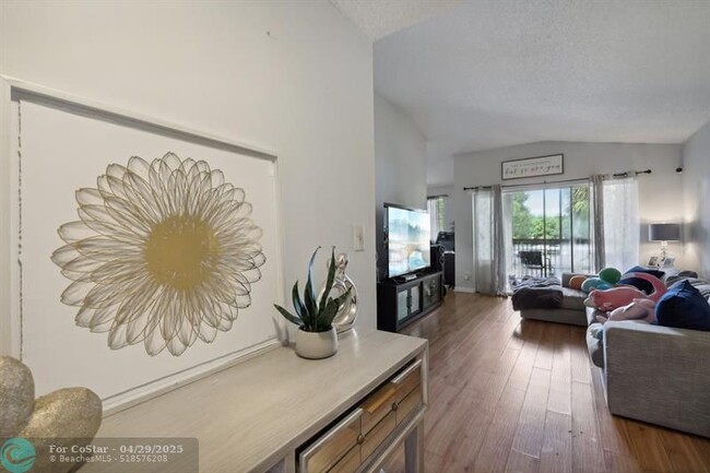 Photo - 9933 Westview Dr Condo Unit 421
