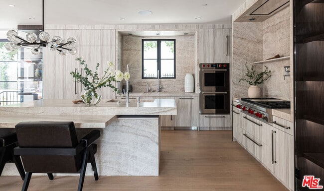 Photo - 1121 Tower Rd