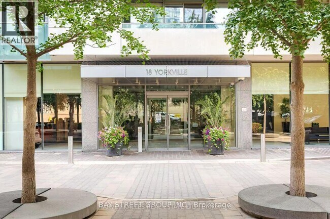 Photo - 18 Yorkville Ave Unité 2301