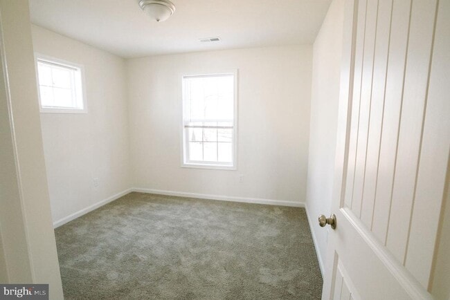 Photo - 101 Pacer Dr