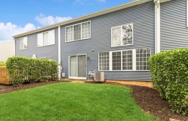 Photo - 1273 Silk Oak Ln