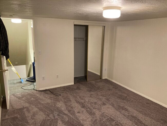 Photo - 302 Mitchell Hill Rd Unit 4 second floor