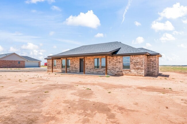 Photo - New Construction Home In Slaton ISD!