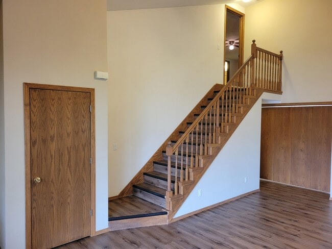 Photo - 13 Century Ct