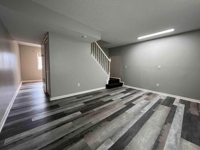 Photo - 2927 Bridgewalk St