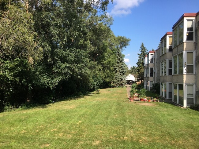 Photo - 405 10th Ave N Unit 305