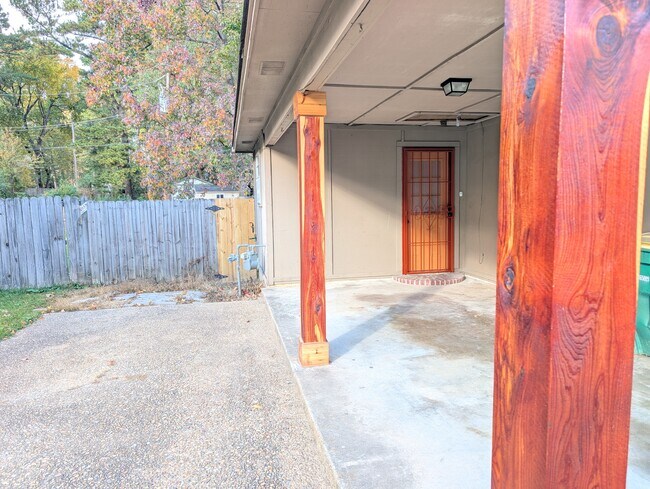 Photo - 9508 Labette Dr