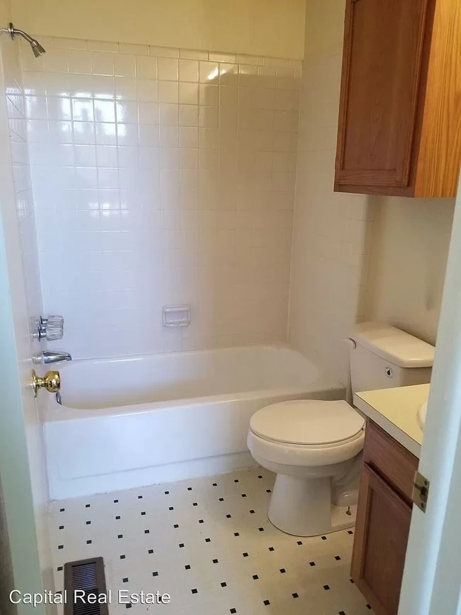 Photo - 1315 Laurel Ln
