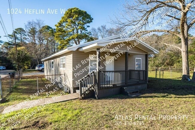 Photo - 1024 Heflin Ave W