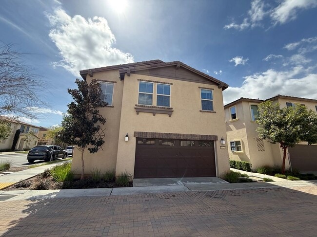 Building Photo - 30421 Village Terrace Dr