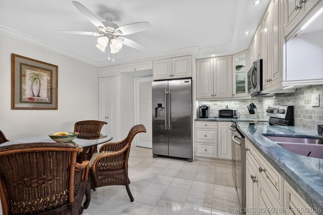 3420 S Ocean Blvd Unit 9r