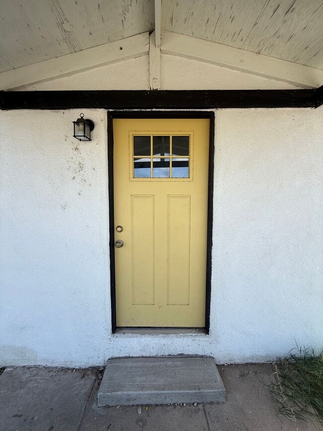 Photo - Remodeled 2 Bedroom w/ Utilities Included!