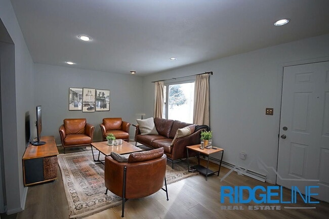 Photo - 5505 4th Ave S