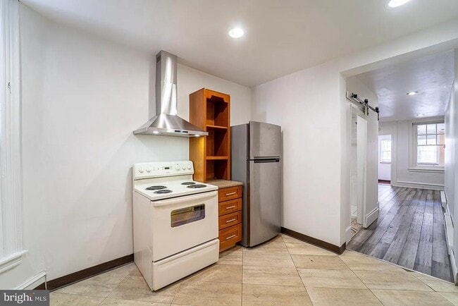 Photo - 225 S 49th St Unit 1