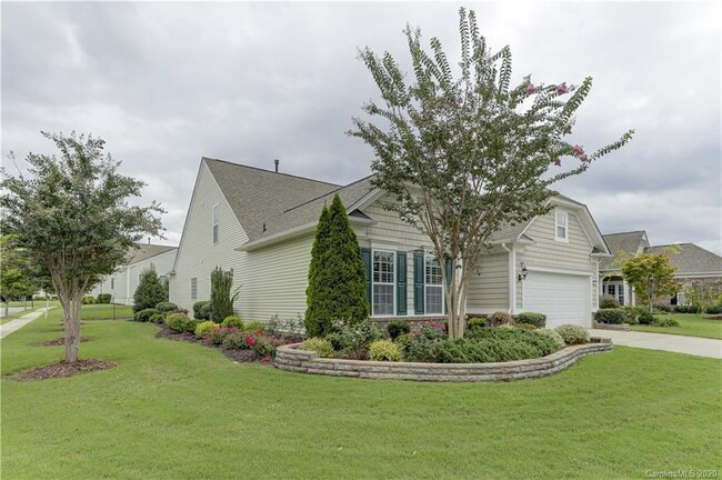 Photo - 8118 Crater Lake Dr