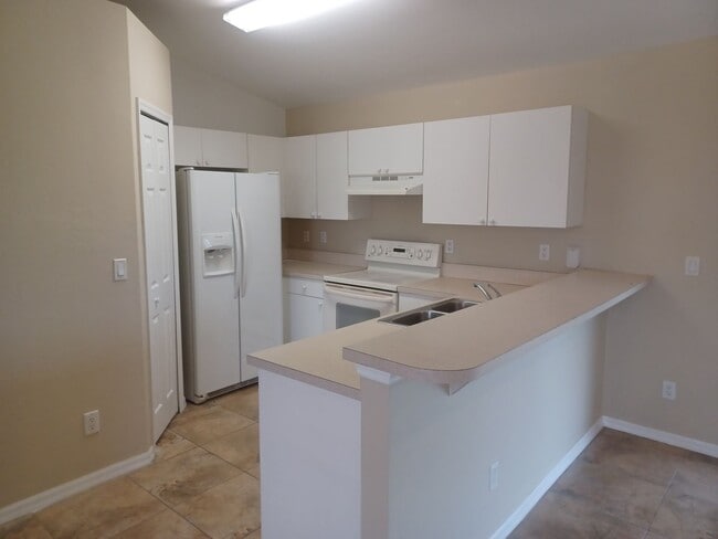 Photo - 1519 Nelson Rd N