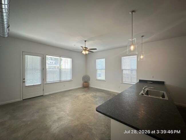 Photo - 78 N Rembert St Unit 78 Rembert 102
