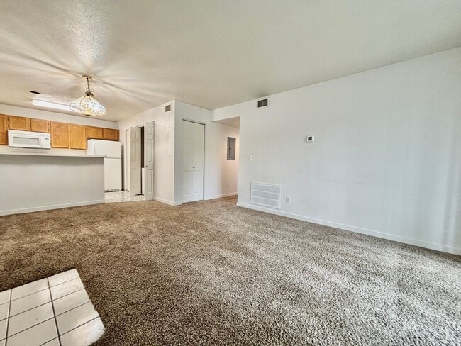 Photo - Charming Main floor 2 bed, 2 bath Condo