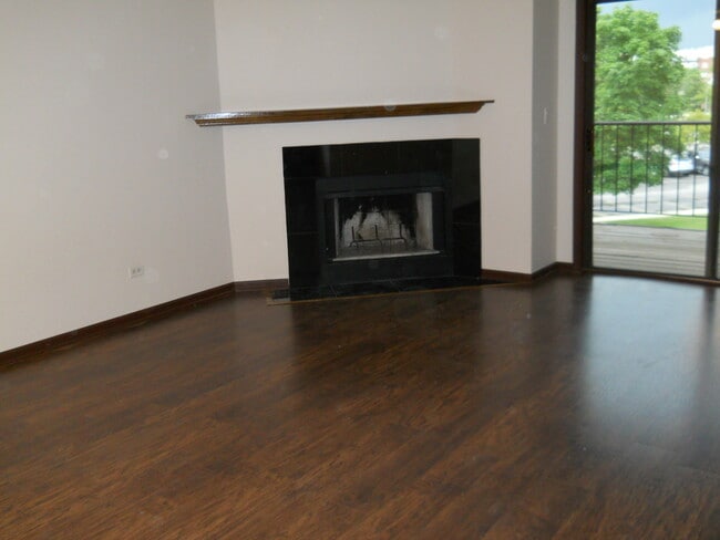 Photo - 621 Hapsfield Ln Unit 202