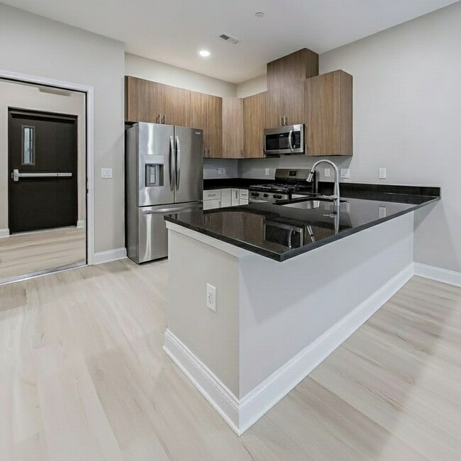 Building Photo - Hines View Apartments - 55+