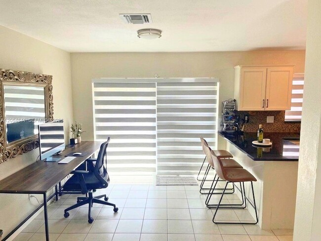 Photo - 25586 SW 138th Pl