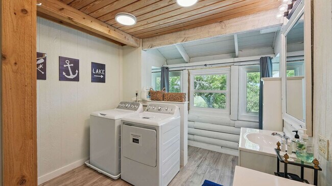 Photo - 205 Bravo Rd Unit SI ID1351229P