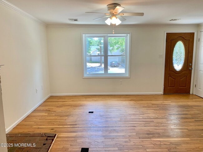 Photo - 154 Atlantis Ave