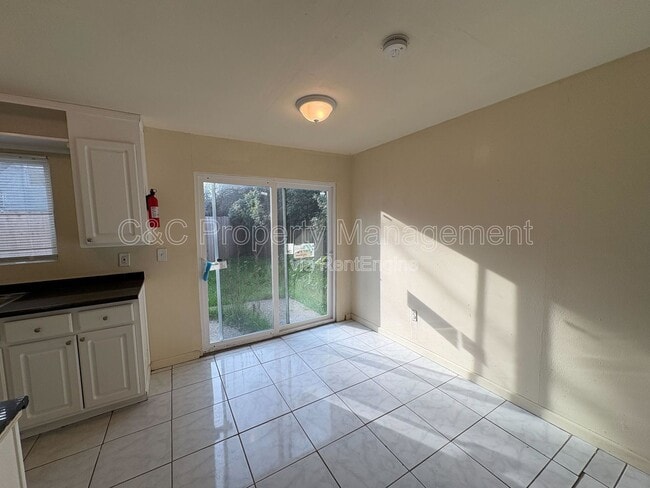 Photo - 6294 Porterfield Ct