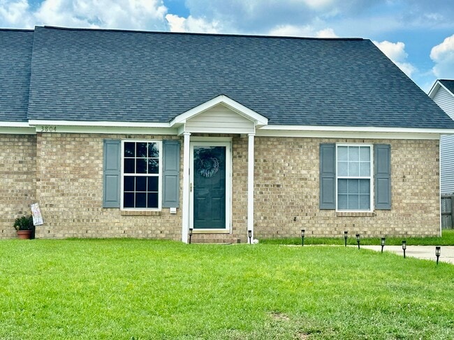 Building Photo - 3808A Palmer Dr