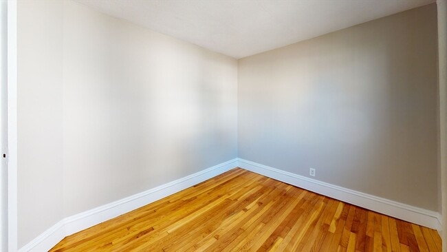 Photo - 18-20-20 Kelley Ct Unit 18