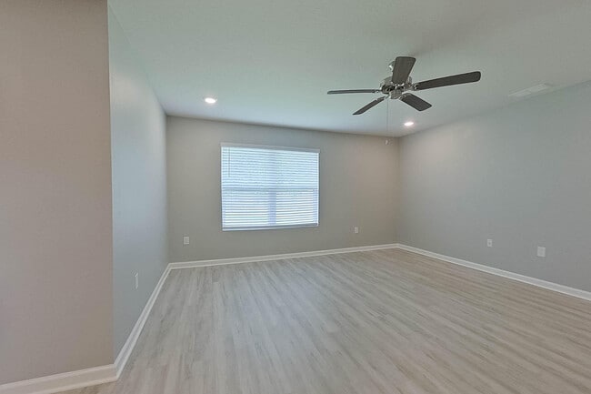 217 Monarch Ln
