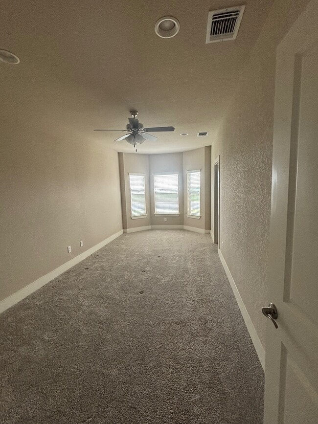 Photo - 100 Strawberry Flds