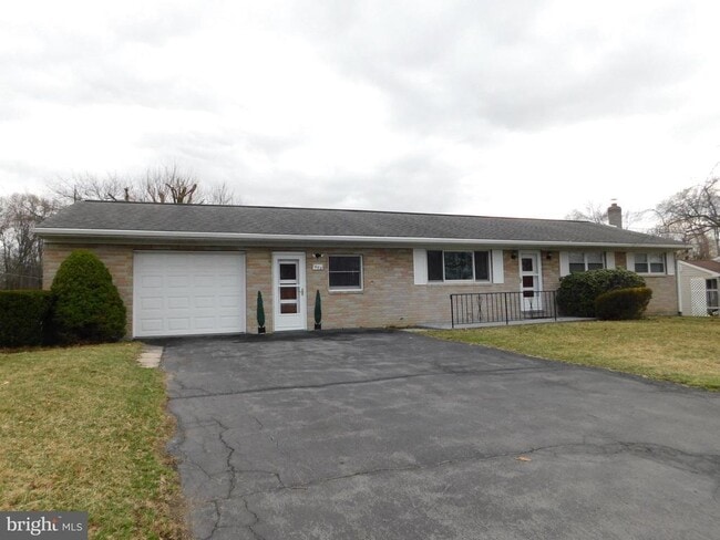 Building Photo - 1569 Frank Rd Rental