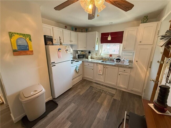 Photo - 70 Carroll Ave Unidad 108