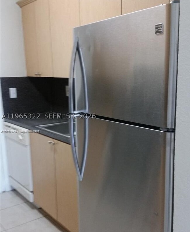 Photo - 981 NE 169th St Unit 112