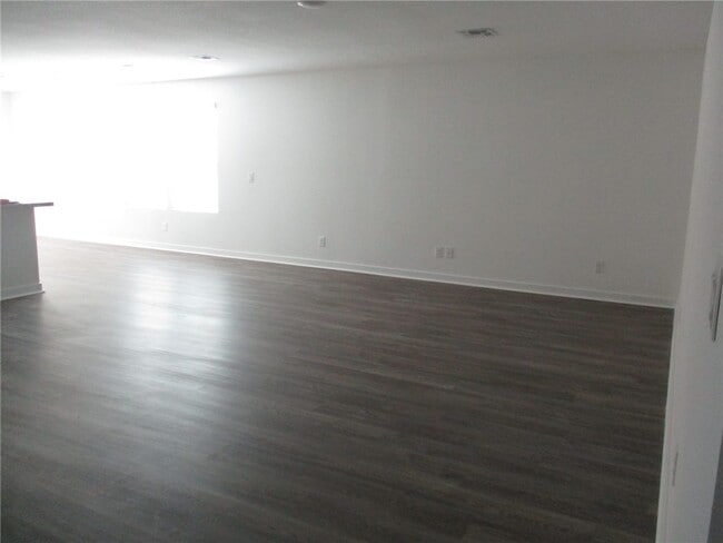 2274 Sarah Pl