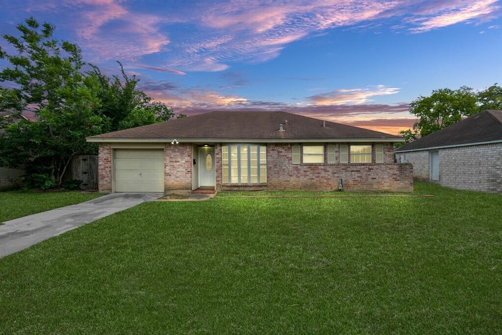 Photo - 12207 Flushing Meadows Dr