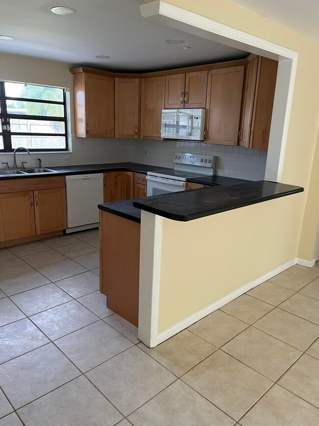 Photo - 9167 Birmingham Dr