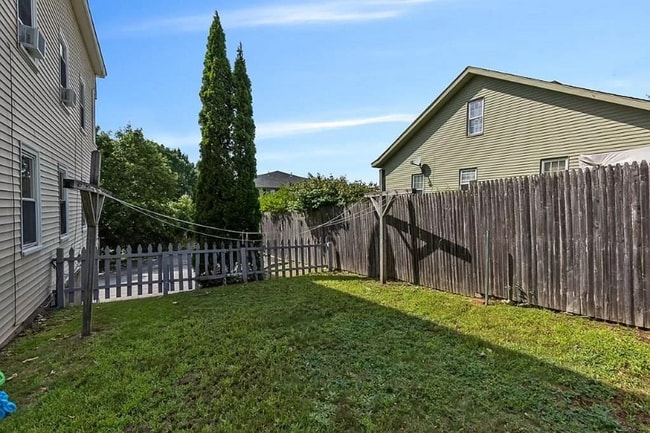 45 Dumais St Unit 2