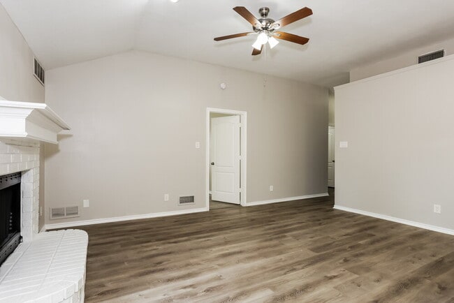 Photo - 6841 Black Wing Dr