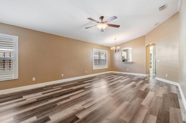 Photo - 10050 Landport Way
