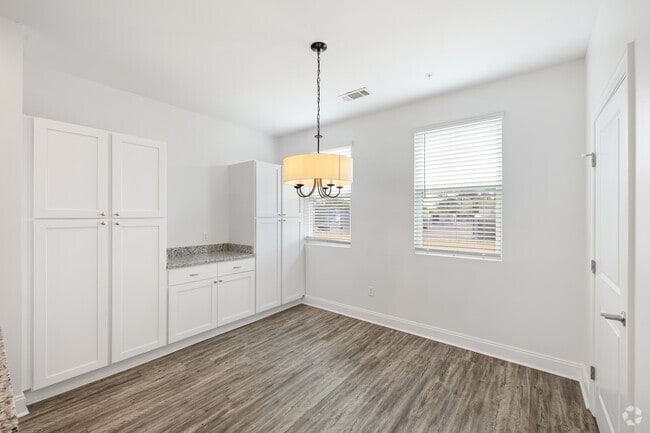 LA Fayette - 2BR, 2.5BA - 1,063SF - Dining Area