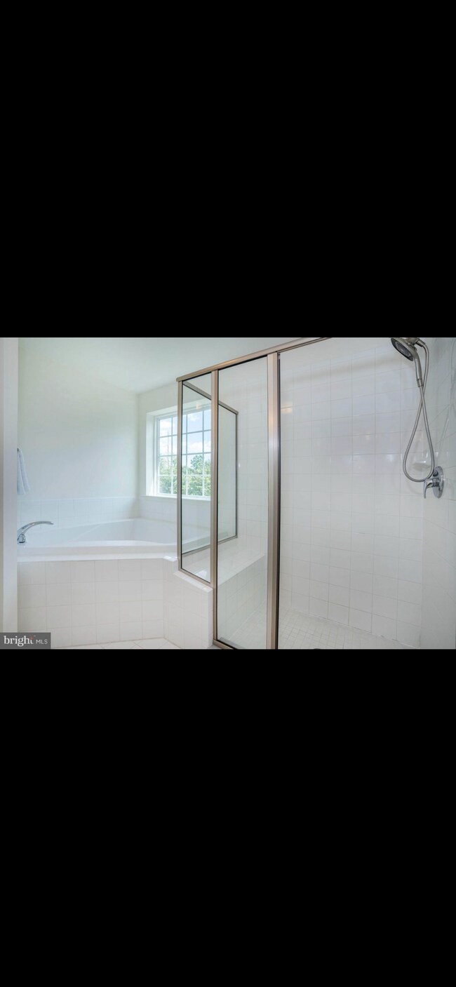 Photo - 24 Grissom Dr